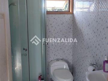 Casa en venta de 4 dorm. en Algarrobo