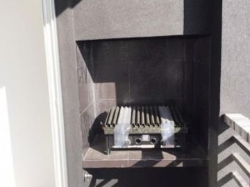 Departamento de 3 amb. al frente A ESTRENAR . BalcÃ³n con parrilla. Muy luminoso y con detalles de categorÃ­a!