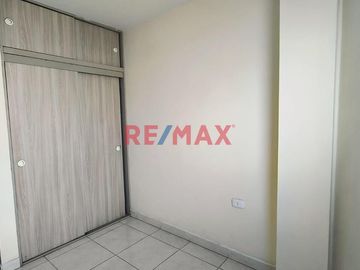 Vendta De Departamento Urb. Rosa De America Ii Etapa