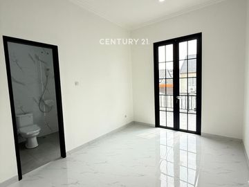 Dijual Rumah HOOK Brand New Di Mahagoni Park Bintaro Jaya