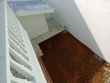 Rumah 2 Lantai Nyaman Bagus di Bintaro Utama | LR 4851 - RS