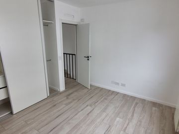 VENTA - Duplex 3 Amb   a ESTRENAR- Castelar  Sur-