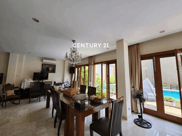 For Sale Rumah Luas Asri Aman Dan Nyaman With Swimming Pool