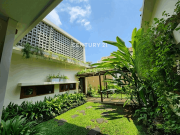 For Sale Rumah Luas Asri Aman Dan Nyaman With Swimming Pool
