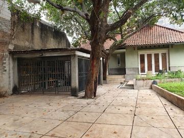 Rumah di Jalan Kesehatan Bintaro, Jaksel - 2505