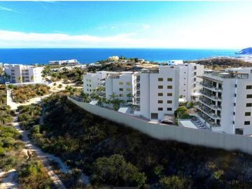 Condominio con vista al mar y la montaña en venta, en Corredor Turistico