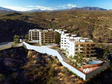 Condominio con vista al mar y la montaña en venta, en Corredor Turistico
