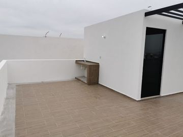 CASA VENTA JURIQUILLA QUERETARO CON ROOF GARDEN