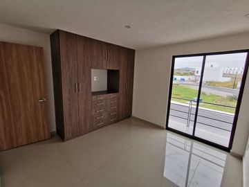 CASA VENTA JURIQUILLA QUERETARO CON ROOF GARDEN