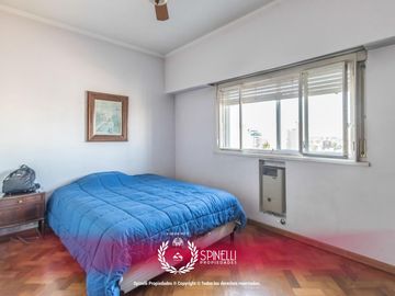 Semipiso 3 amb de 84m2 c/baño y toilette en edificio de gran categoría en San Juan y Boedo