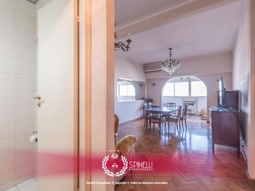 Semipiso 3 amb de 84m2 c/baño y toilette en edificio de gran categoría en San Juan y Boedo
