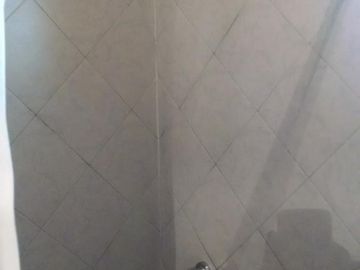 HERMOSO PH DE 3 AMBIENTES EN TORELLO E/ DANTE Y DELL EVA HURLINGHAM.
APTO CRÉDITO.