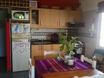 HERMOSO PH DE 3 AMBIENTES EN TORELLO E/ DANTE Y DELL EVA HURLINGHAM.
APTO CRÉDITO.