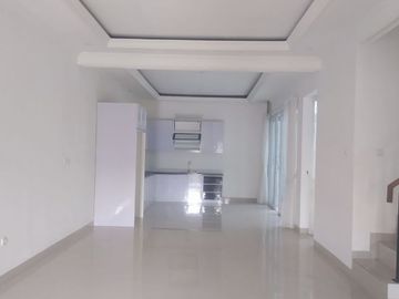 Luas Semifurnish Modern Strategis dkt Mall Grand Galaxy Bekasi