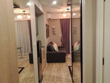 For Sale  1 Bed Condo in Sathon, Bangkok, Thailand บอสซัม คอนโด สาทร เจริญราษฏร์