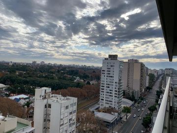 Departamento - Olivos-Vias/Rio