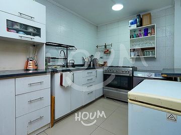 CASA CON LOCAL FUNCIONANDO