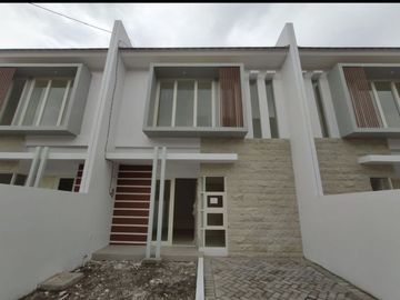 Rumah new murah di regency one karang Asem Surabaya