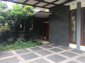 Rumah batununggal dekat Buah batu, kembar Bandung