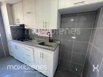 apartamento en arriendo en la mina. Cod A24669