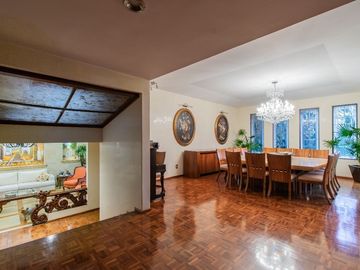 EN VENTA Casa  en Rio Escondido con seguridad , a pasos de Lomas Hipodromo