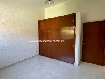 CASA EN VENTA EN TEQUISQUIAPAN EL PEDREGAL  LORENA