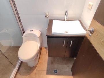 casa condominio en venta en los alpes. Cod V102064