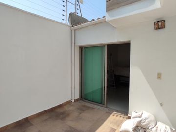 casa condominio en venta en los alpes. Cod V102064