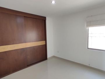 casa condominio en venta en los alpes. Cod V102064