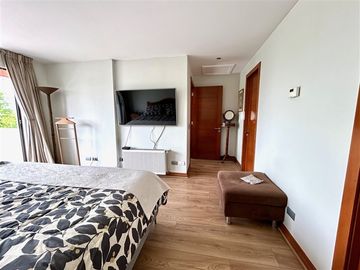 Casa en venta Condominio Las Condes/ Sector Los Dominicos