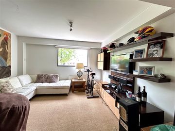 Casa en venta Condominio Las Condes/ Sector Los Dominicos