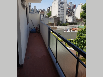 NUEVO PRECIO - Departamento en Venta en Villa Crespo 3 ambientes 69 m2 contrafrente + balcón, con cochera fija cubierta - Lavalleja 100