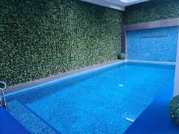 Casa en Venta en Vista Real, Club Hípico, Diseño de Autor, Alberca..