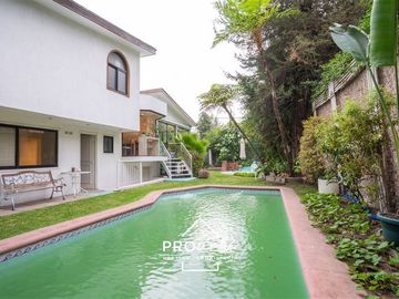 Casa en Venta en Valenzuela Puelma con Padre Hurtado