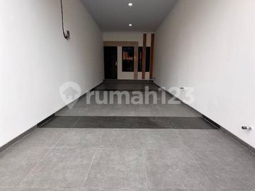 Rumah Baru di Tanjung Duren