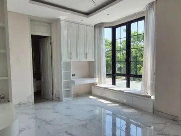 RUmah NEW Aruba Villa – Pakuwon City