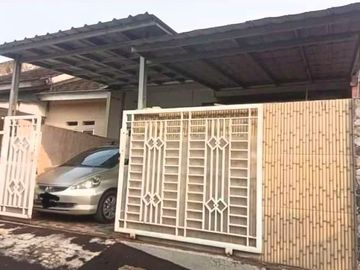 rumah didalam perumahan bedahan sawangan