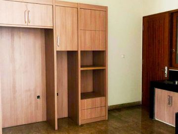 Rumah Baru siap Huni di Simprug Jakarta Selatan