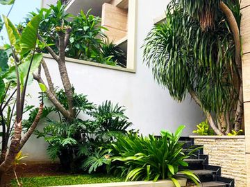 Rumah Baru siap Huni di Simprug Jakarta Selatan