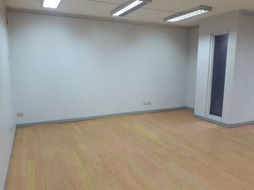 Office Spacein Legazpi Village, Makati City for Rent CB0061