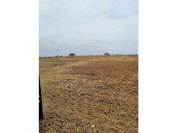 VENDO TERRENO EN POSORJA CERCA AL T. DE AGUAS PROFUNDAS $29x mts2