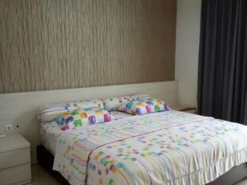Rumah Semi Furnish Royal Park Citraland Surabaya. *TD