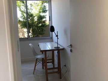 Excelente Depto En 1 Planta Con Jardín En Las Piedras