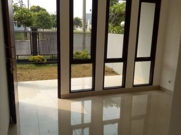 5 Bedroom House for sale
