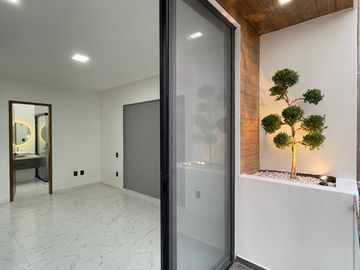 Hermosa Casa NUEVA con Alberca y 4 Rec. en Condominio con Seguridad 24/7 en Cuernavaca