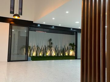 Hermosa Casa NUEVA con Alberca y 4 Rec. en Condominio con Seguridad 24/7 en Cuernavaca