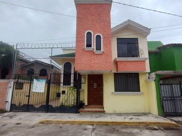 CASA EN VENTA EN CAMPESTRE VILLAS DEL ALAMO,PACHUCA,HGO.