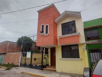 CASA EN VENTA EN CAMPESTRE VILLAS DEL ALAMO,PACHUCA,HGO.