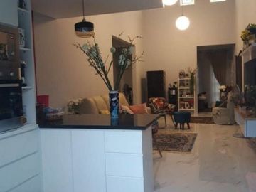 Rumah second mewah dgn private swimming pool dipd.labu,Jaksel