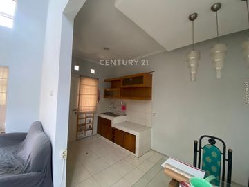 Disewakan Rumah Siap Huni Dalam Cluster Di Permata Bintaro